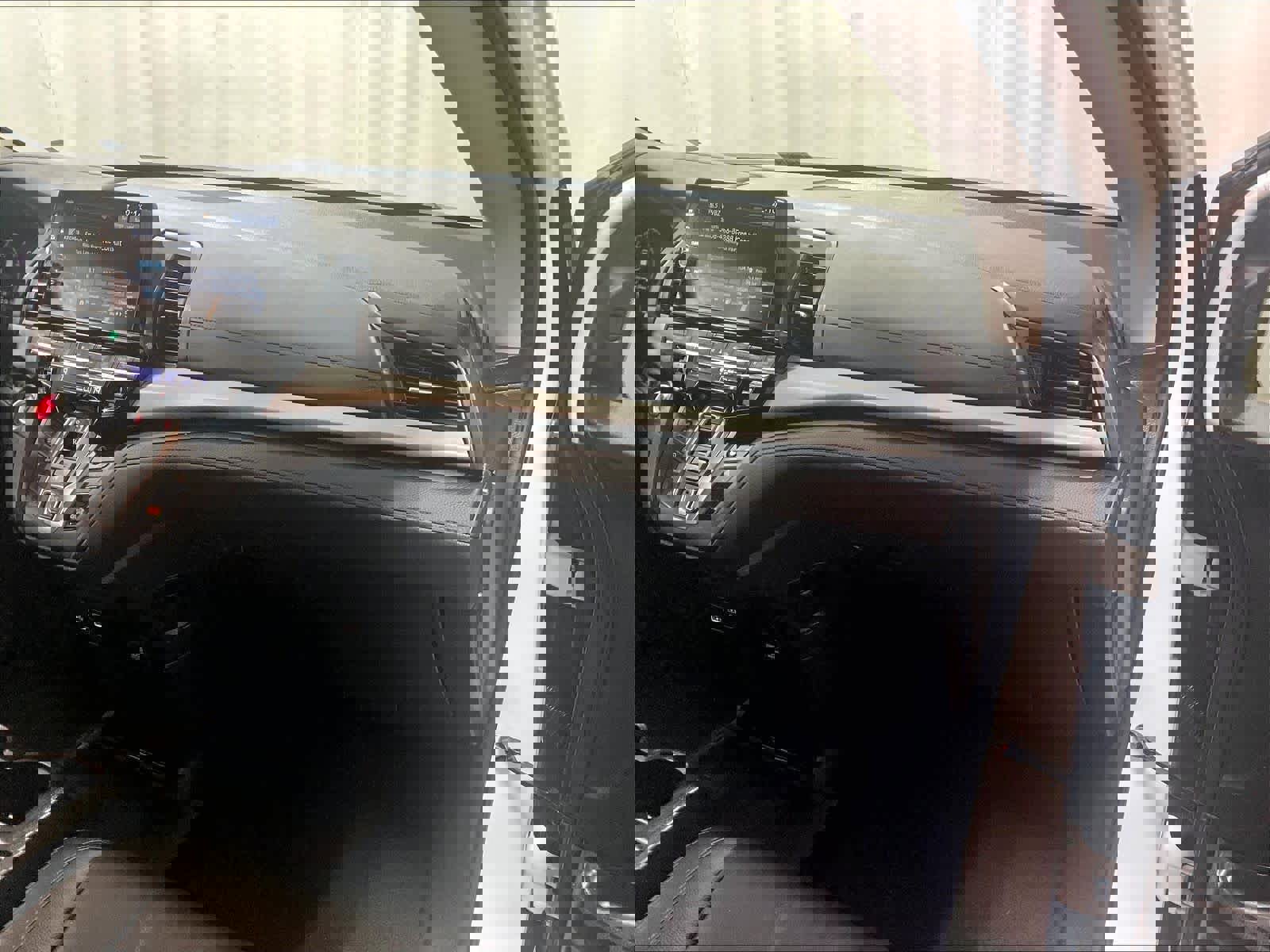 Used 2025 Honda Odyssey EX-L image 13