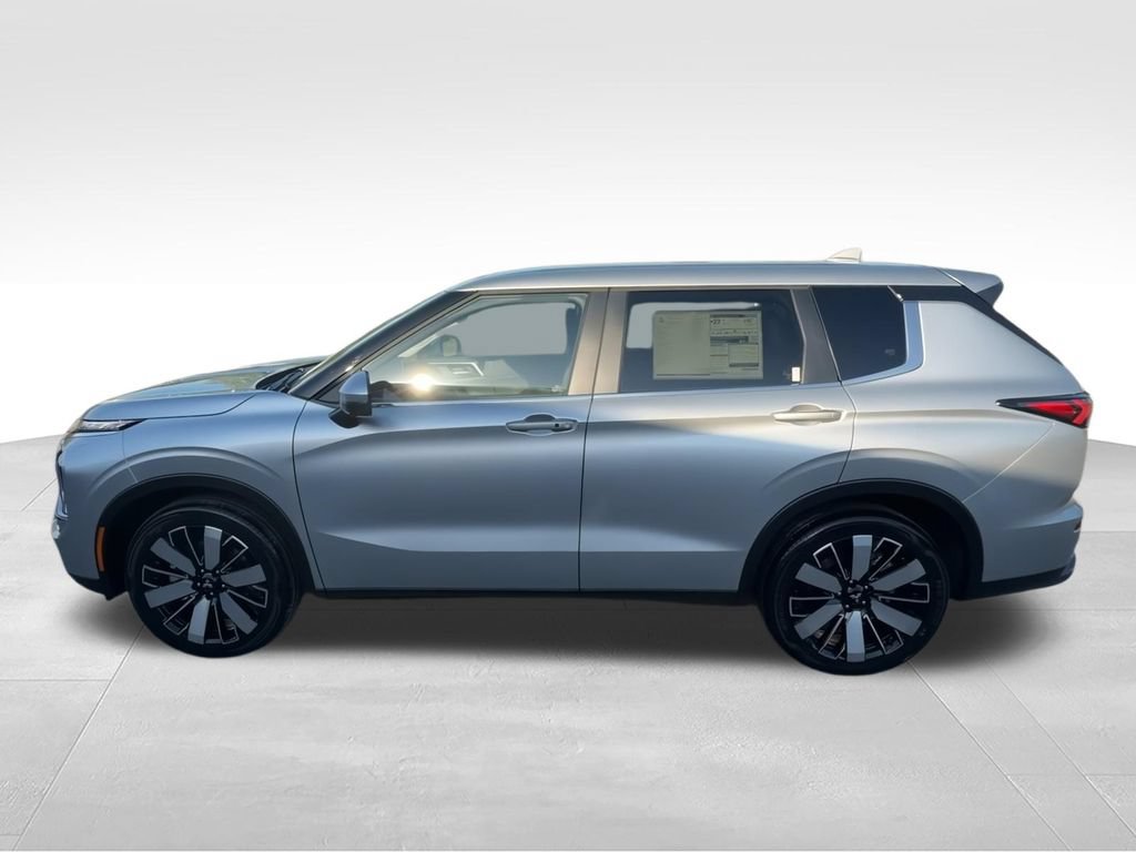 New 2026 Mitsubishi Outlander SE AWD/4WD image 5