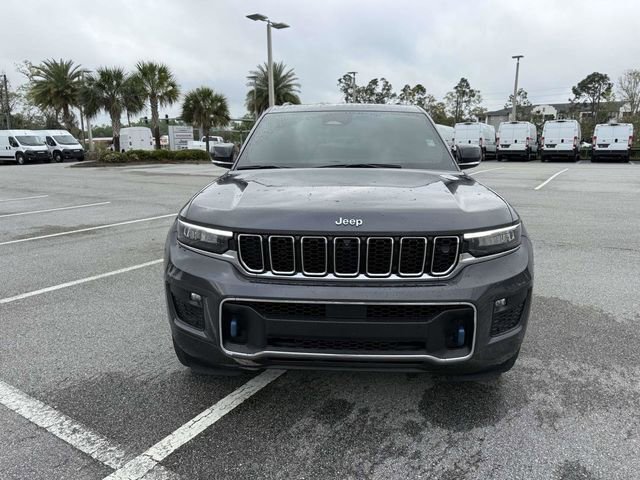 Used 2022 Jeep Grand Cherokee Overland w/ Advanced Protech Group III image 9