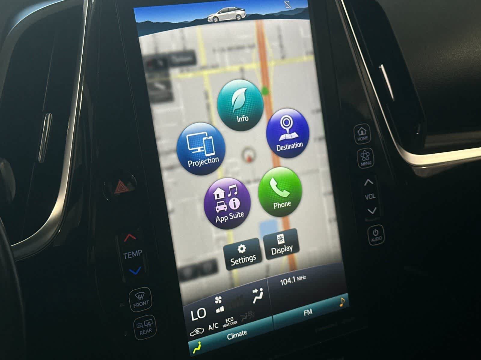 Used 2022 Toyota Prius Prime XLE FWD image 19