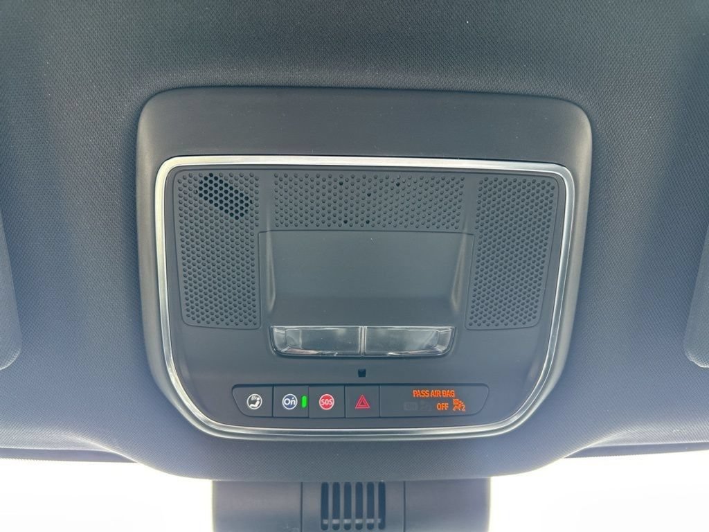 New 2026 GMC Sierra EV Elevation w/ Premium Package AWD/4WD image 29