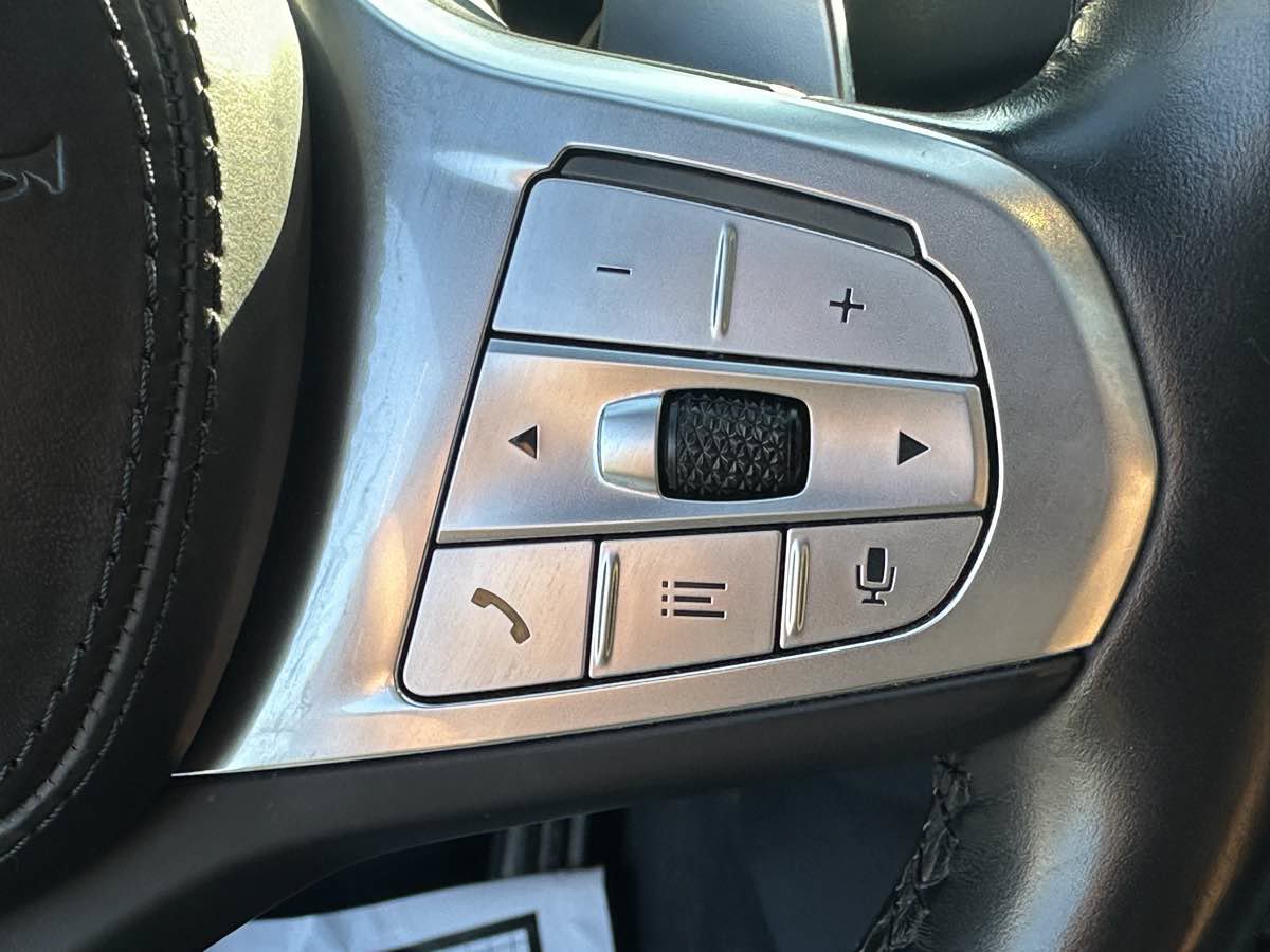 Used 2022 BMW 750i xDrive w/ Luxury Rear Seating Package AWD/4WD image 16