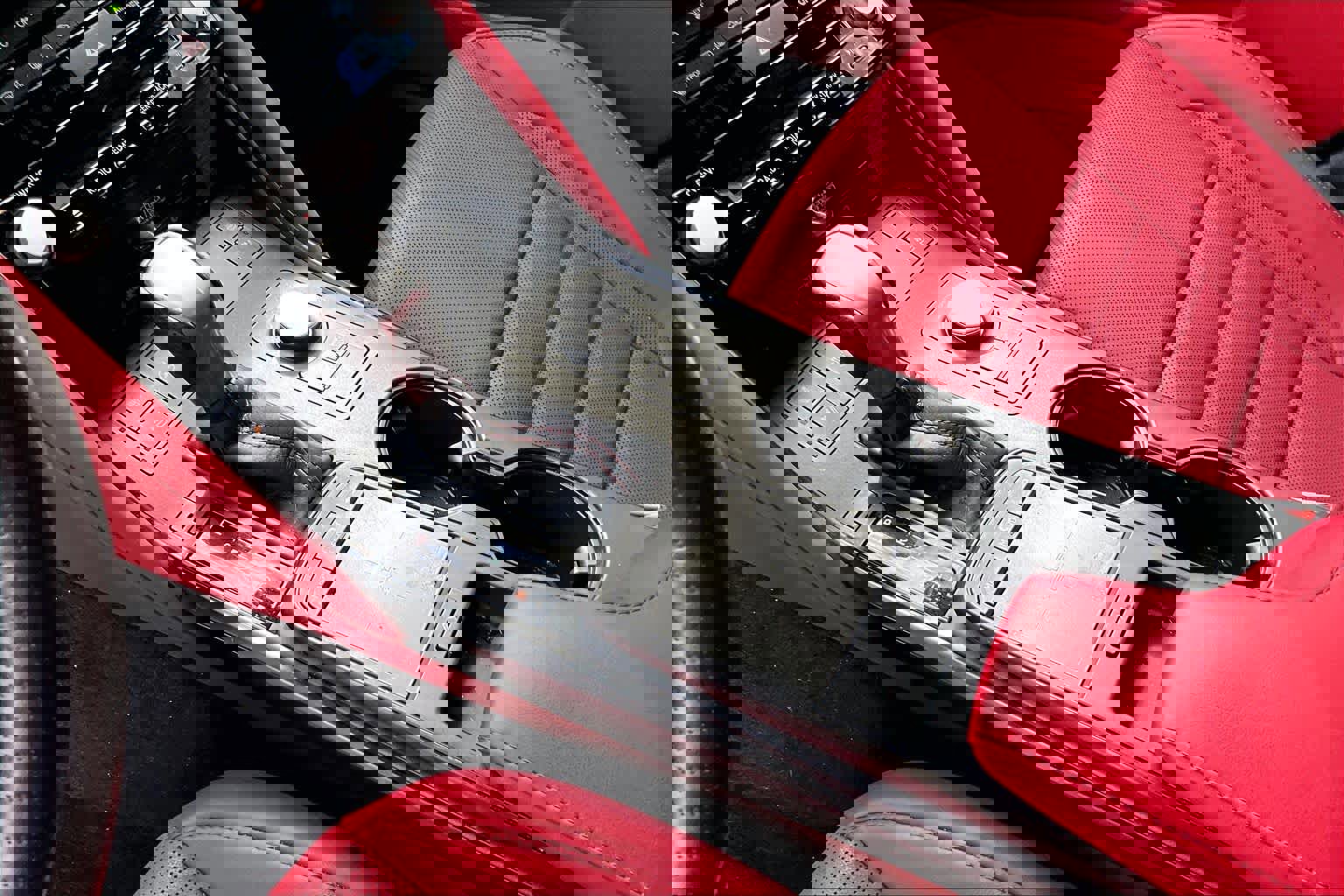 Used 2024 Lexus IS 500 w/ Accessory Package image 17