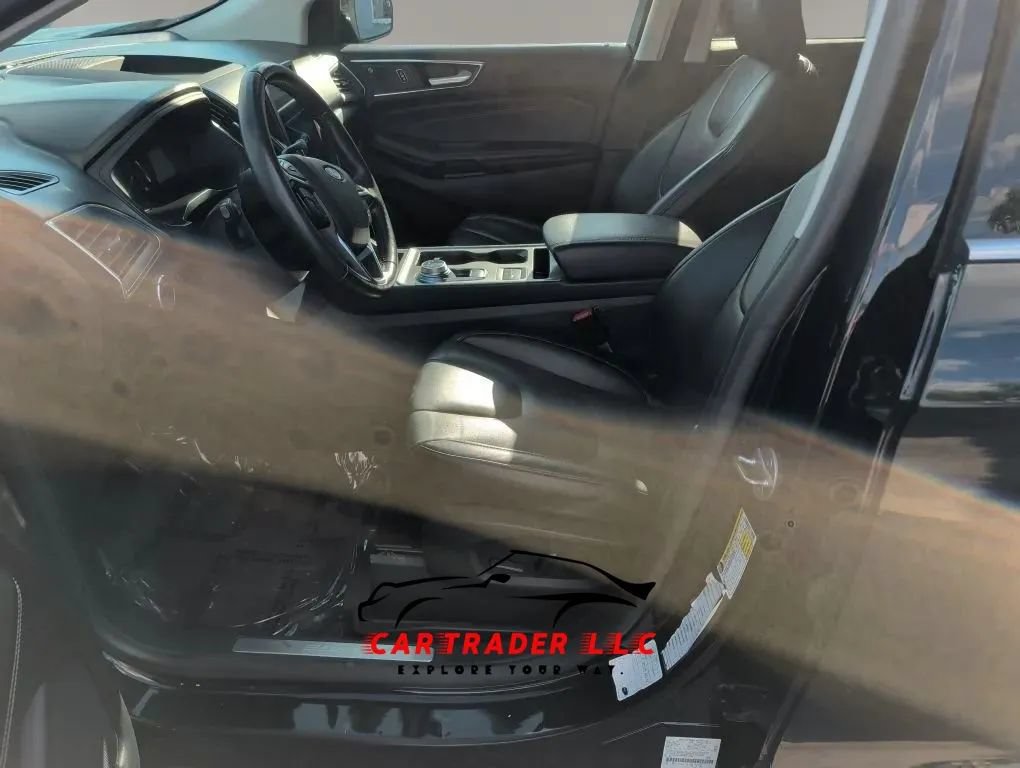 Used 2022 Ford Edge Titanium AWD/4WD image 24