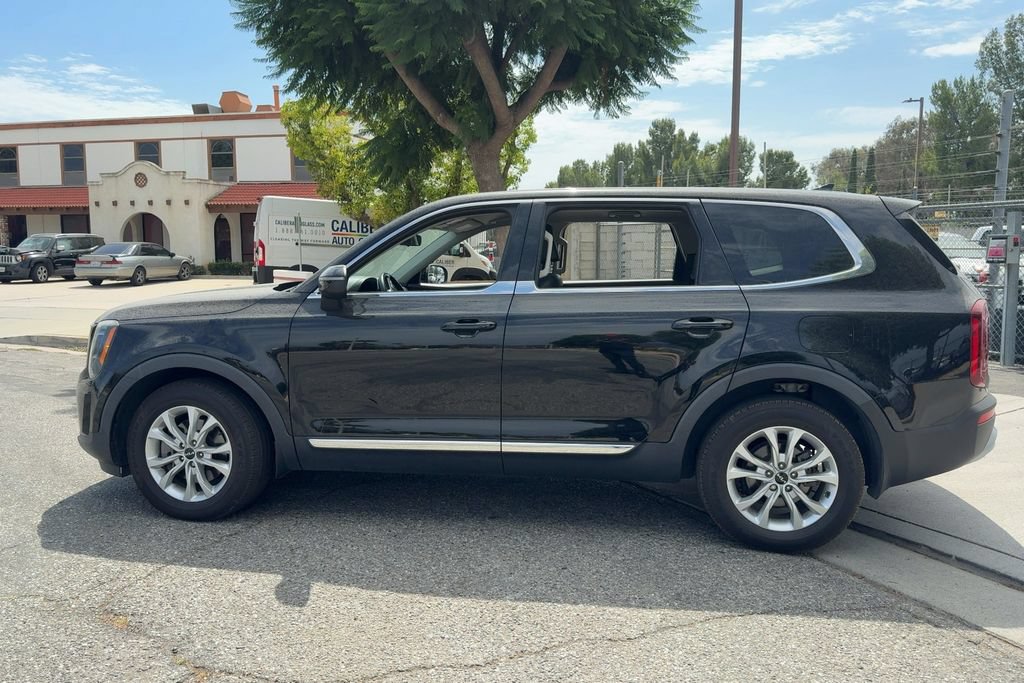 Used 2022 Kia Telluride LX FWD image 9