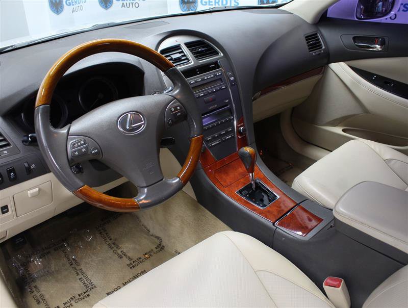 Used 2010 Lexus ES 350 FWD image 7