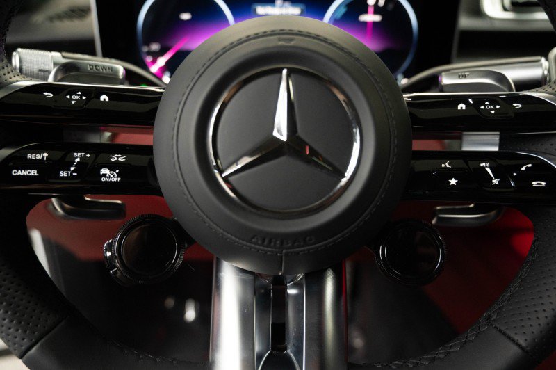 Used 2026 Mercedes-Benz S 63 AMG S image 24