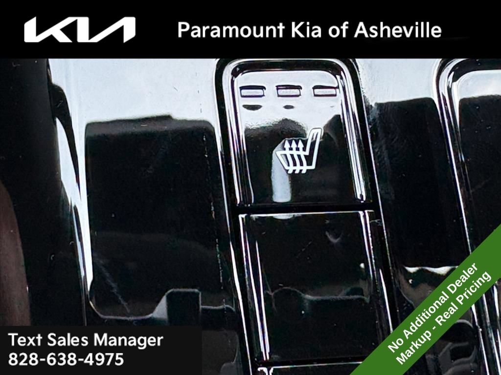 New 2026 Kia Niro FWD image 15