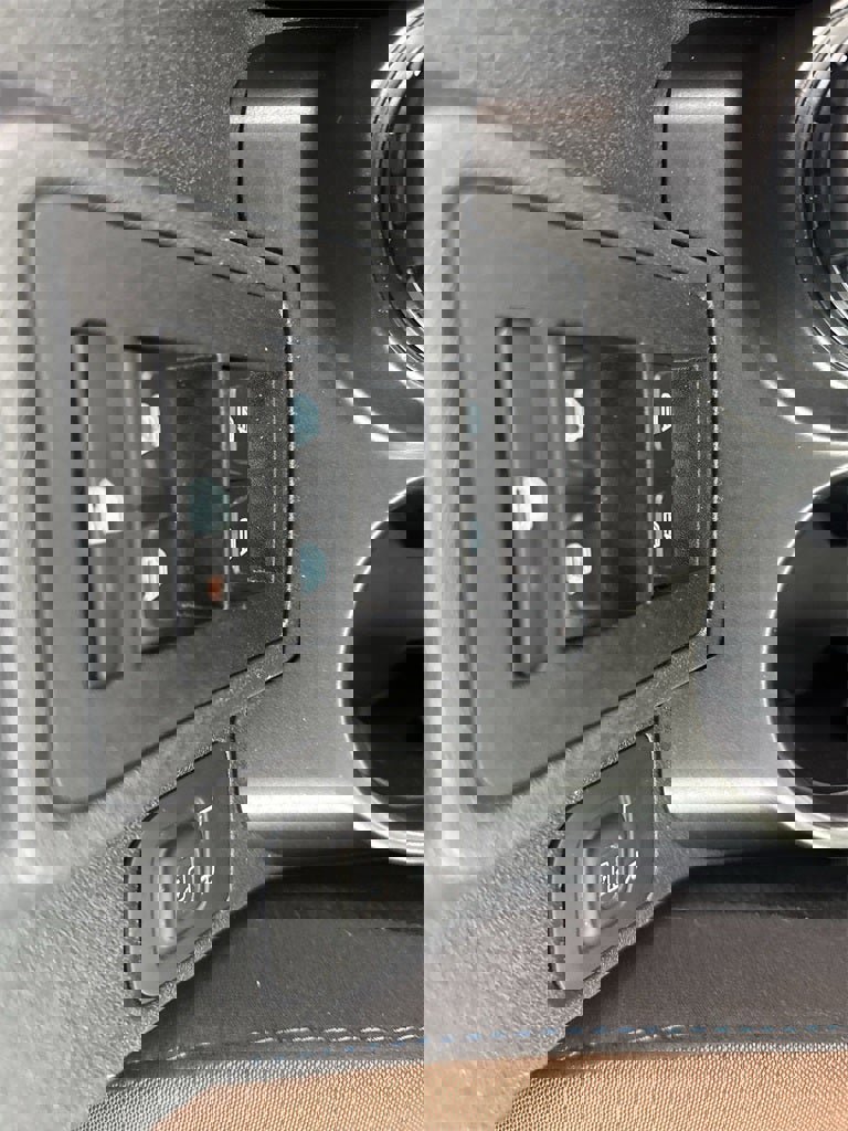 Used 2023 Ford Bronco Outer Banks image 23