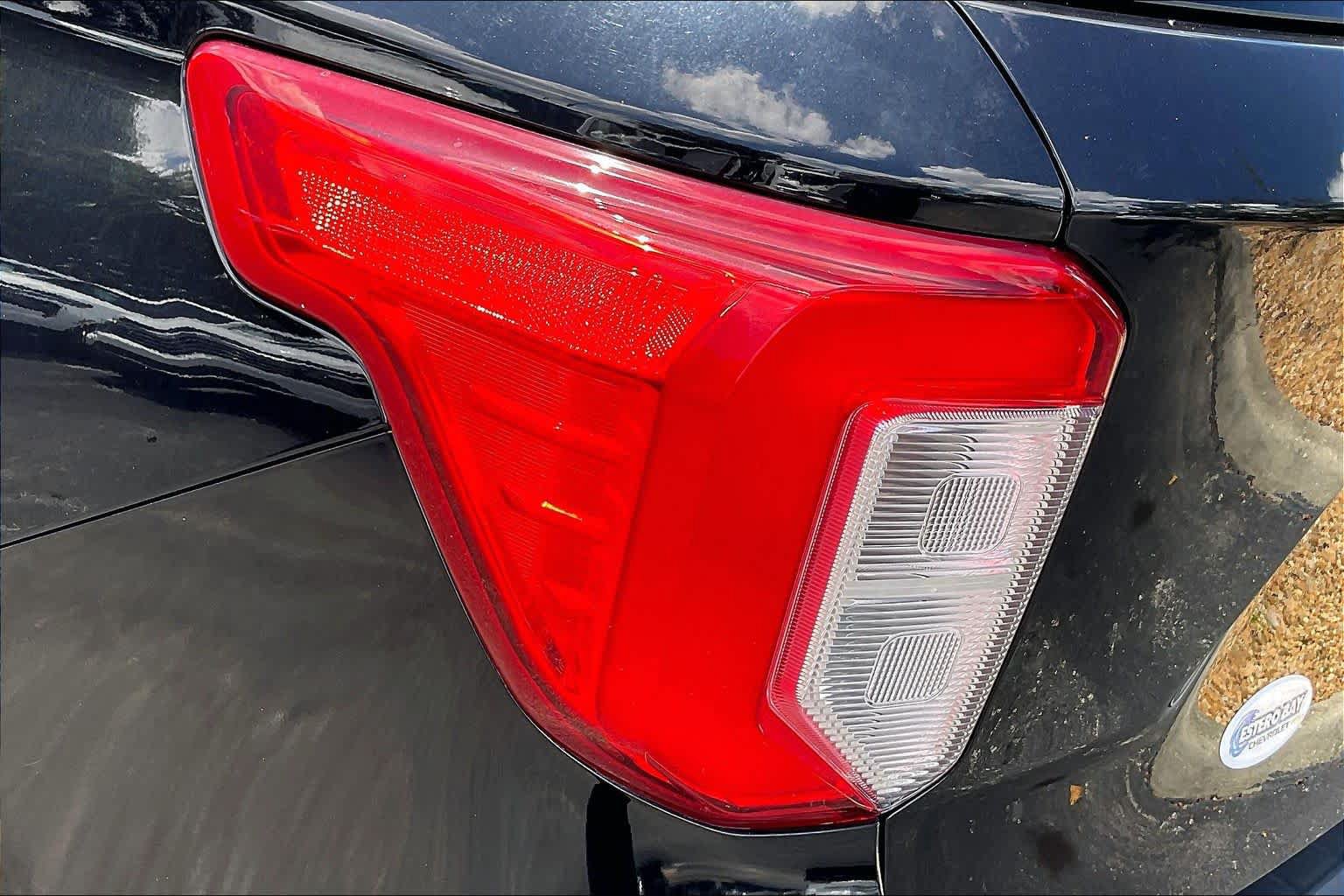 Used 2020 Ford Explorer XLT w/ Equipment Group 202A RWD image 29