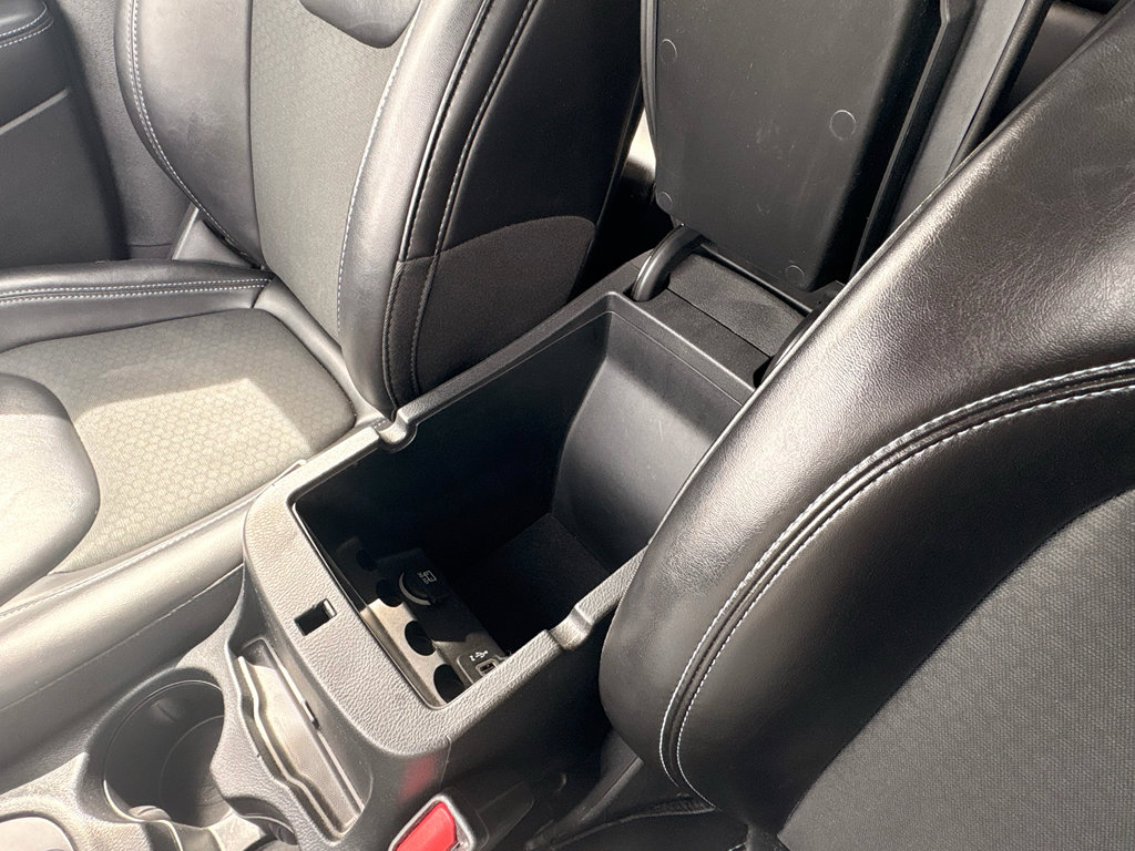 Used 2019 Jeep Cherokee Latitude Plus image 28