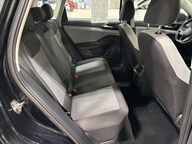 Certified 2022 Volkswagen Taos S image 23