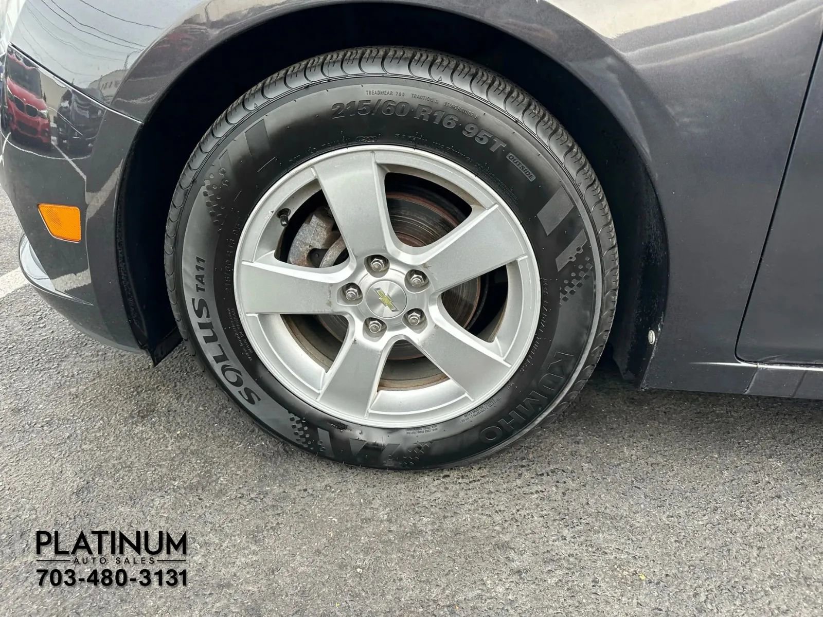 Used 2014 Chevrolet Cruze LT image 18