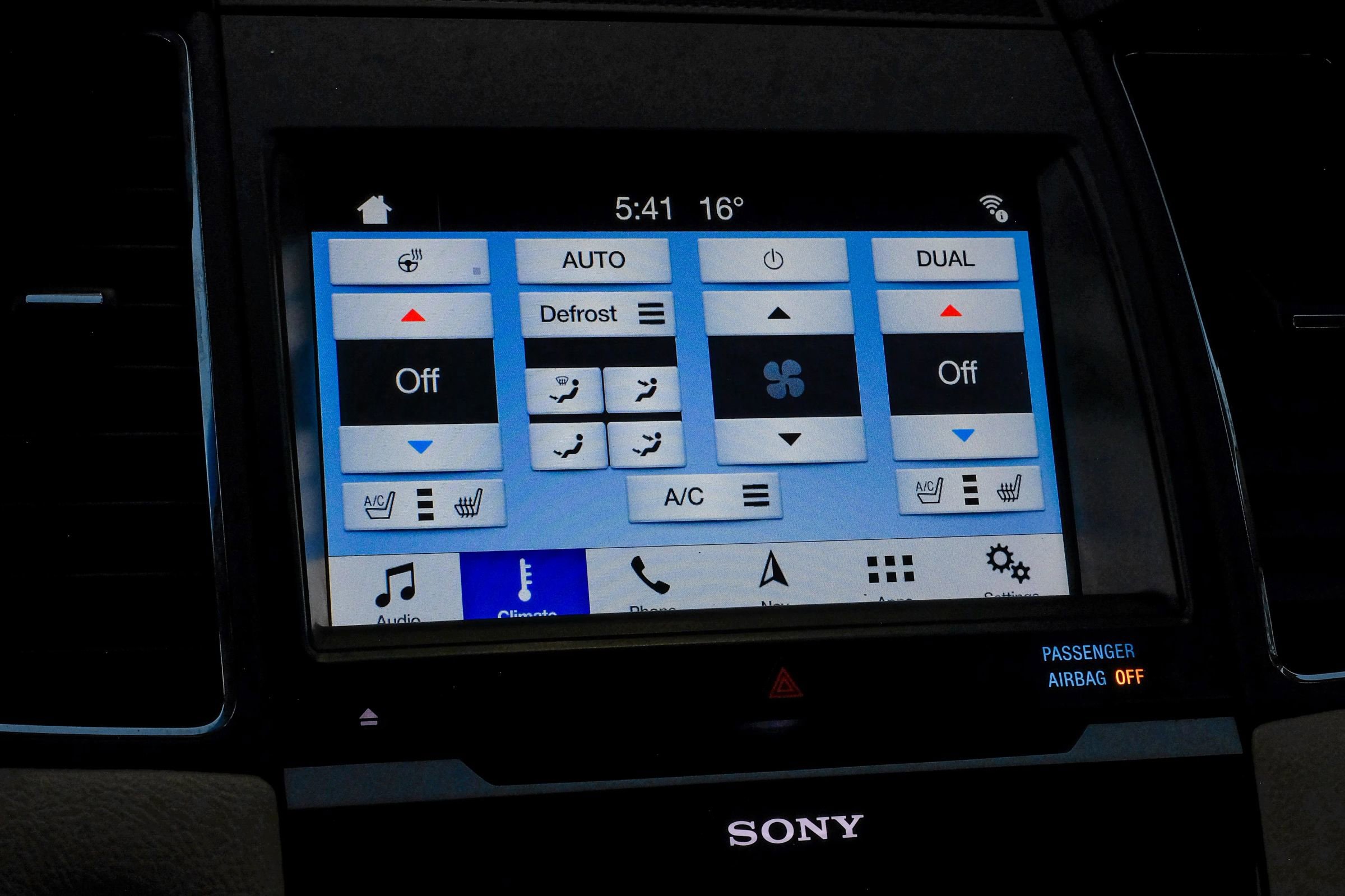 Used 2019 Ford Taurus Limited image 39