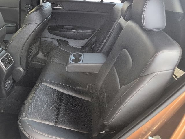 Used 2021 Kia Sportage EX AWD/4WD image 16