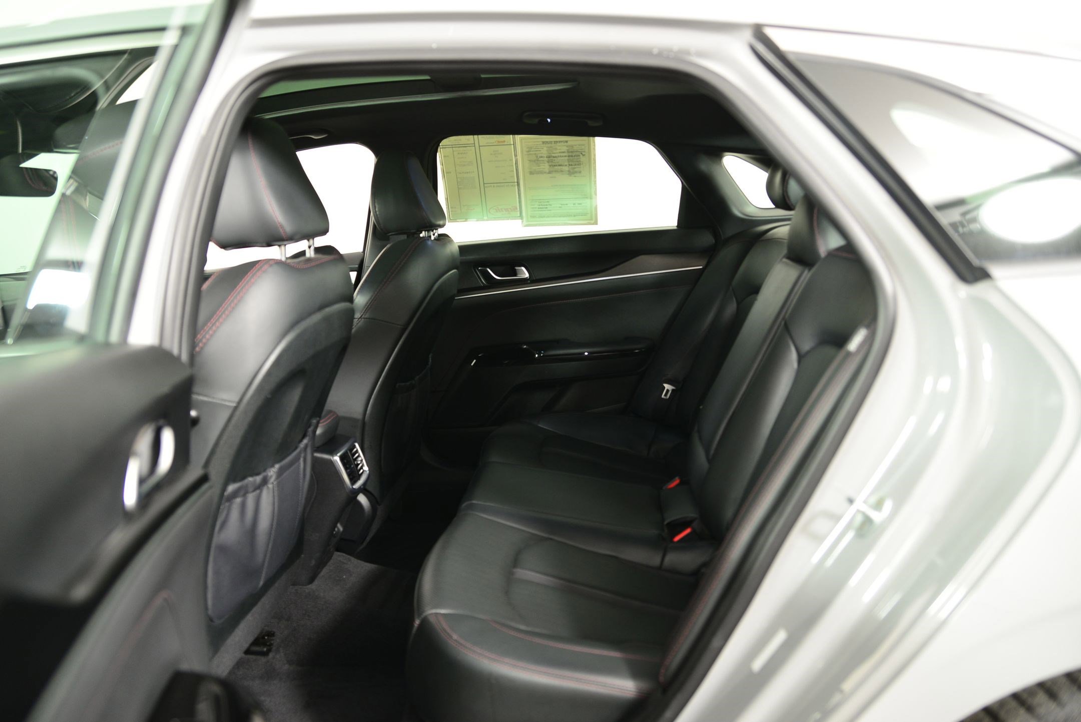 Used 2023 Kia K5 GT w/ GT1 Package image 13