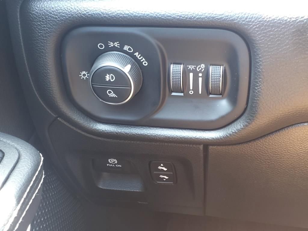 New 2025 RAM 1500 Laramie w/ Laramie Southwest Edition image 13