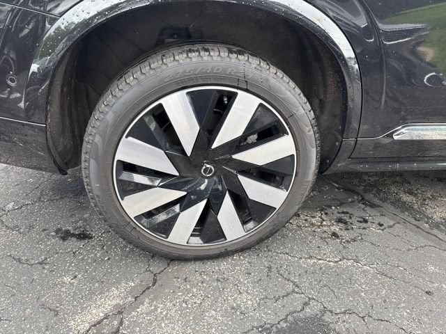 Used 2025 Volvo XC90 T8 Ultra w/ Protection Package Premier AWD/4WD image 9