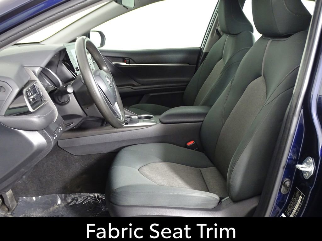 Used 2022 Toyota Camry LE image 10