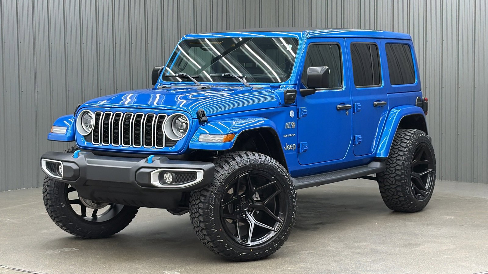 Used 2024 Jeep Wrangler Unlimited Sahara w/ Technology Group