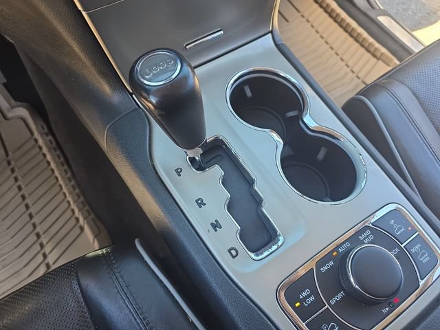 Used 2012 Jeep Grand Cherokee Overland AWD/4WD image 27