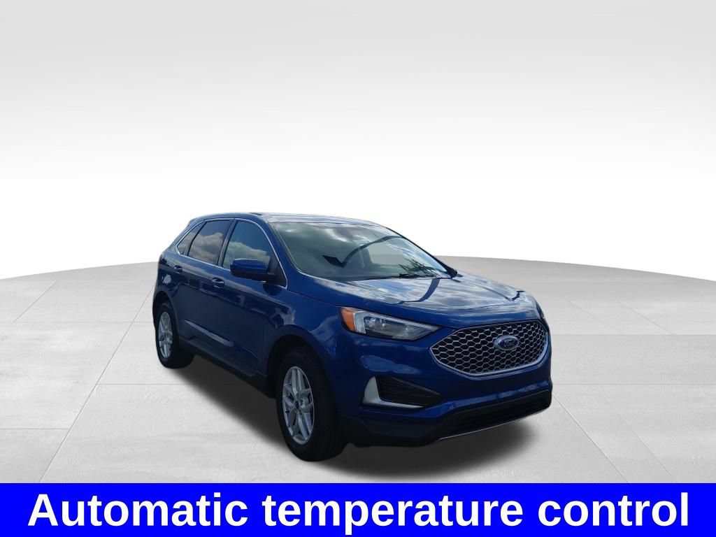 Used 2024 Ford Edge SEL AWD/4WD image 5