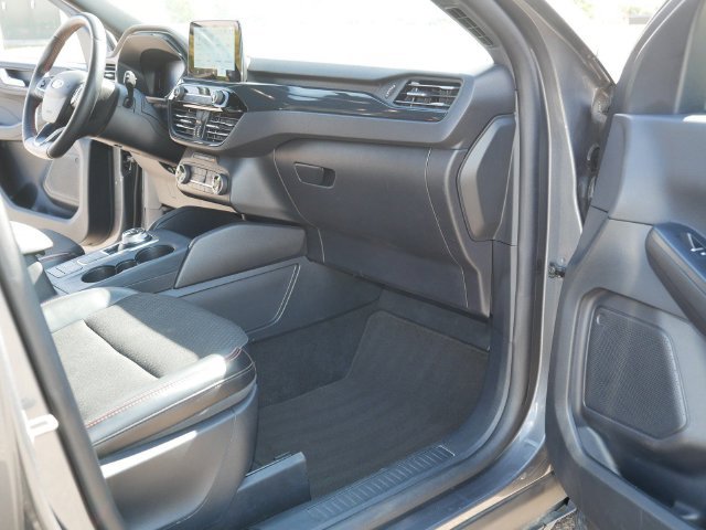 Used 2025 Ford Escape ST-Line Select AWD/4WD image 20