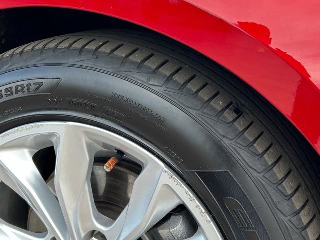 Used 2024 Chevrolet Malibu LT FWD image 14