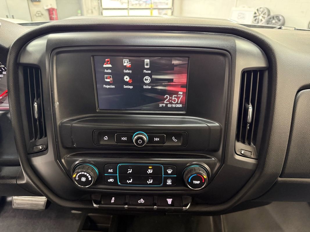 Used 2017 GMC Sierra 2500 SLE w/ Sierra Convenience Package image 18