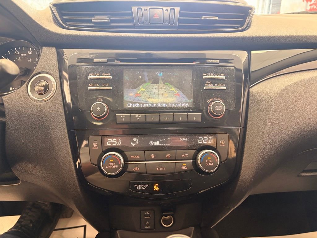 Used 2018 Nissan Rogue Sport SV image 17