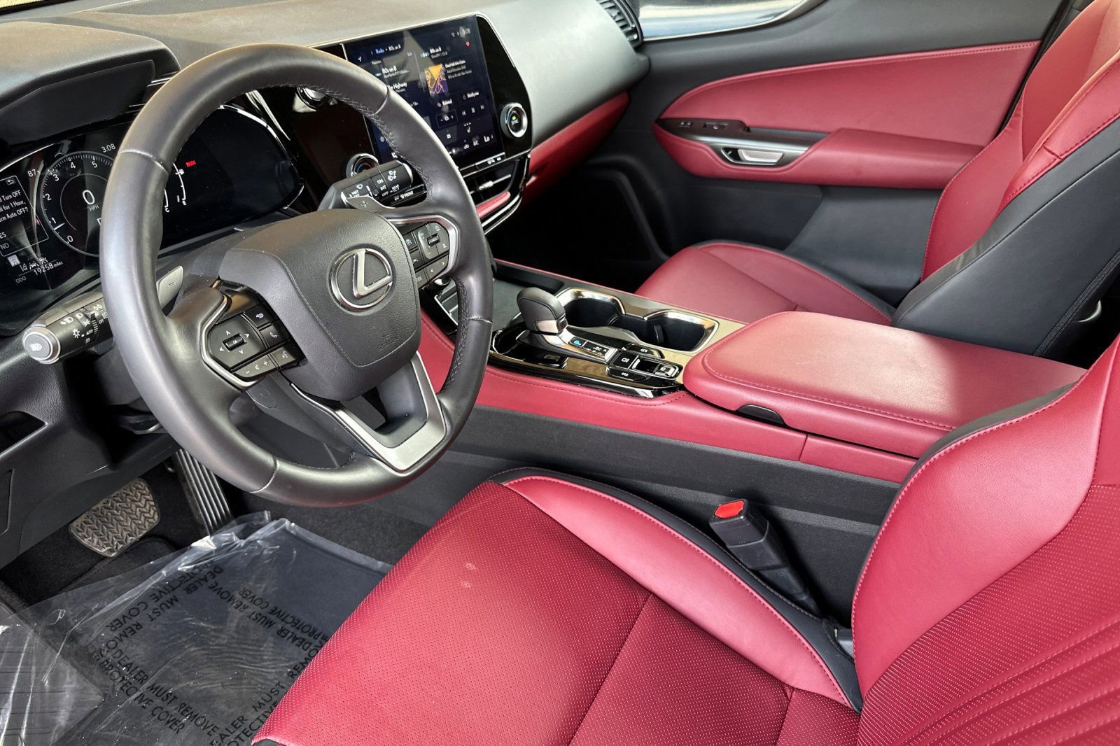 Used 2024 Lexus NX 250 FWD image 10