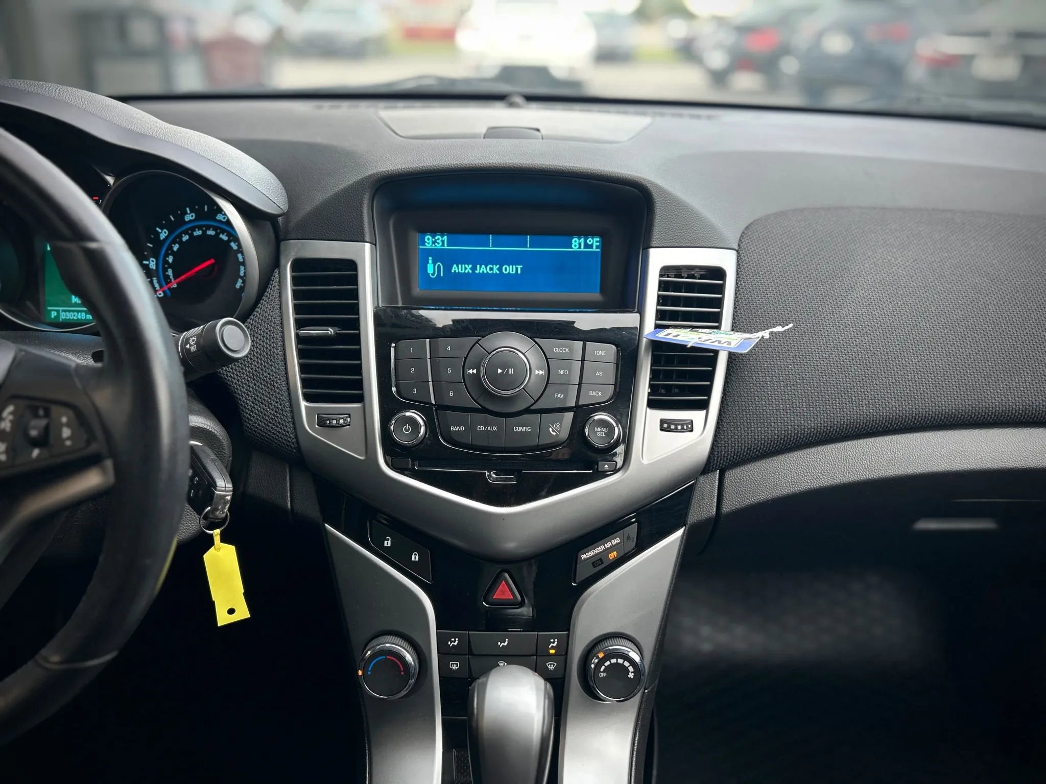 Used 2014 Chevrolet Cruze LT image 13