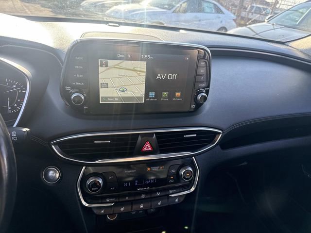 Used 2020 Hyundai Santa Fe Limited image 26