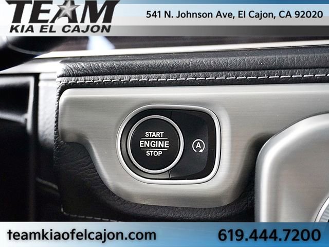 Used 2025 Mercedes-Benz G 550 image 33