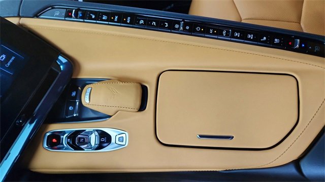 Used 2024 Chevrolet Corvette Stingray w/ Stealth Interior Trim Package image 41