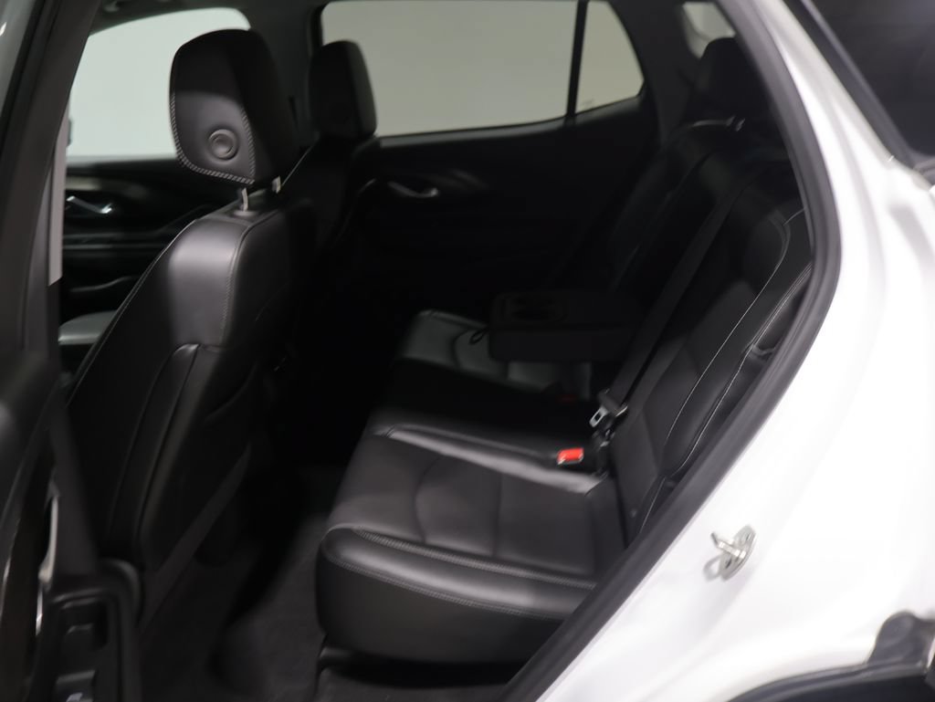 Used 2024 GMC Terrain SLT AWD/4WD image 17