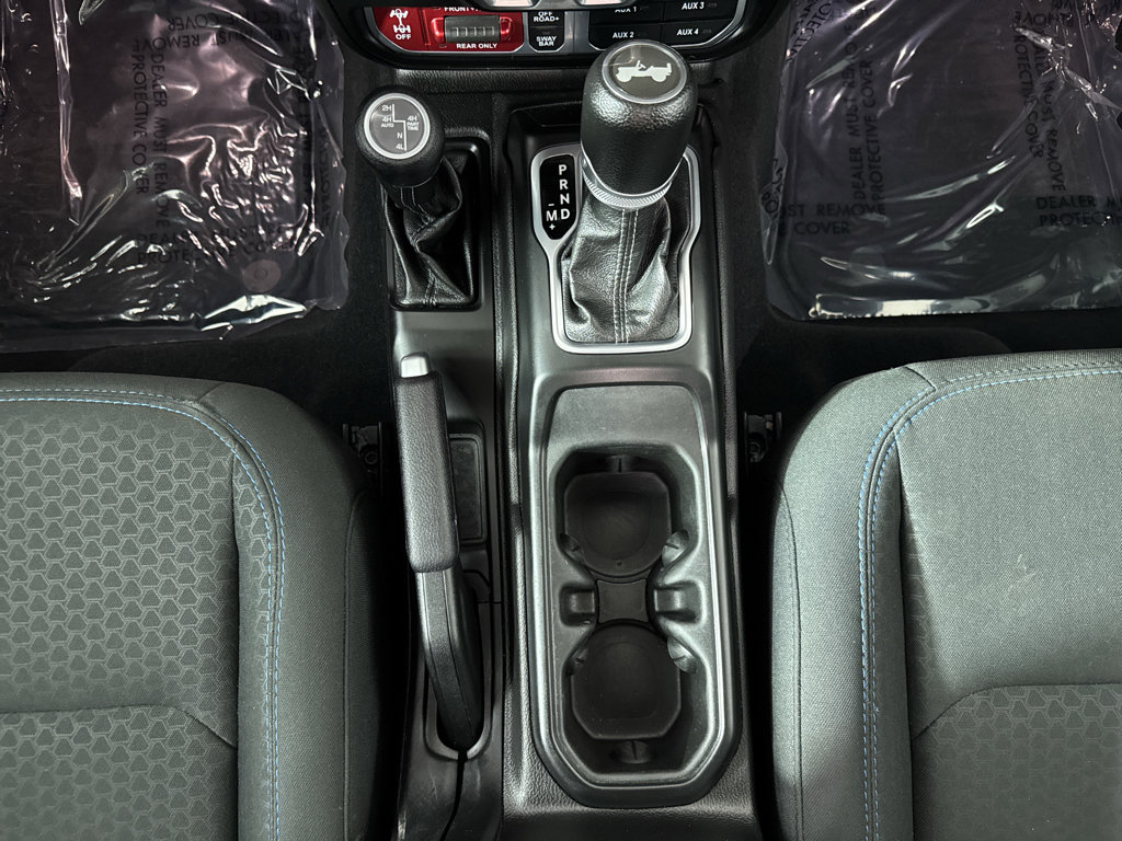 Used 2024 Jeep Wrangler Unlimited Rubicon 4xe image 23