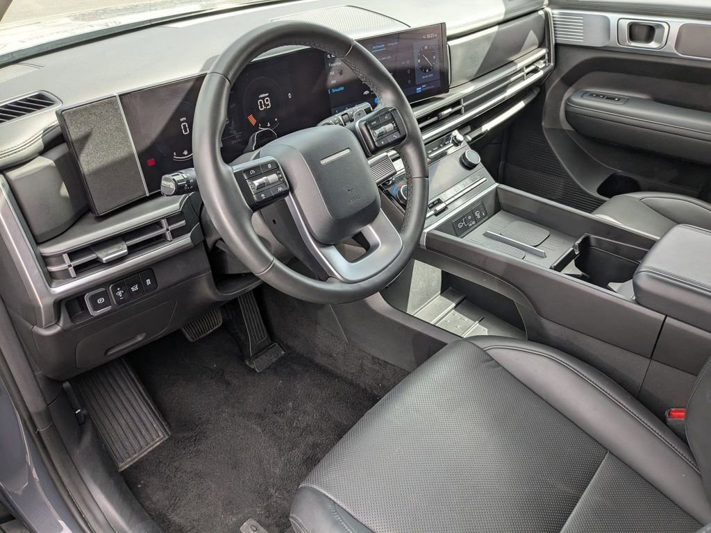 Used 2025 Hyundai Santa Fe SEL image 16