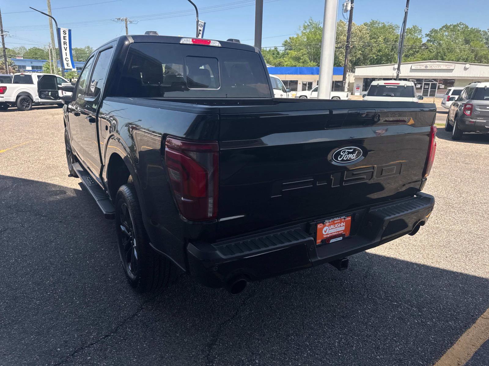 New 2025 Ford F150 Lariat w/ Equipment Group 502A High image 4