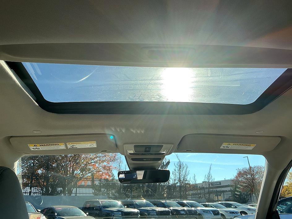 Used 2023 Honda HR-V EX-L image 24