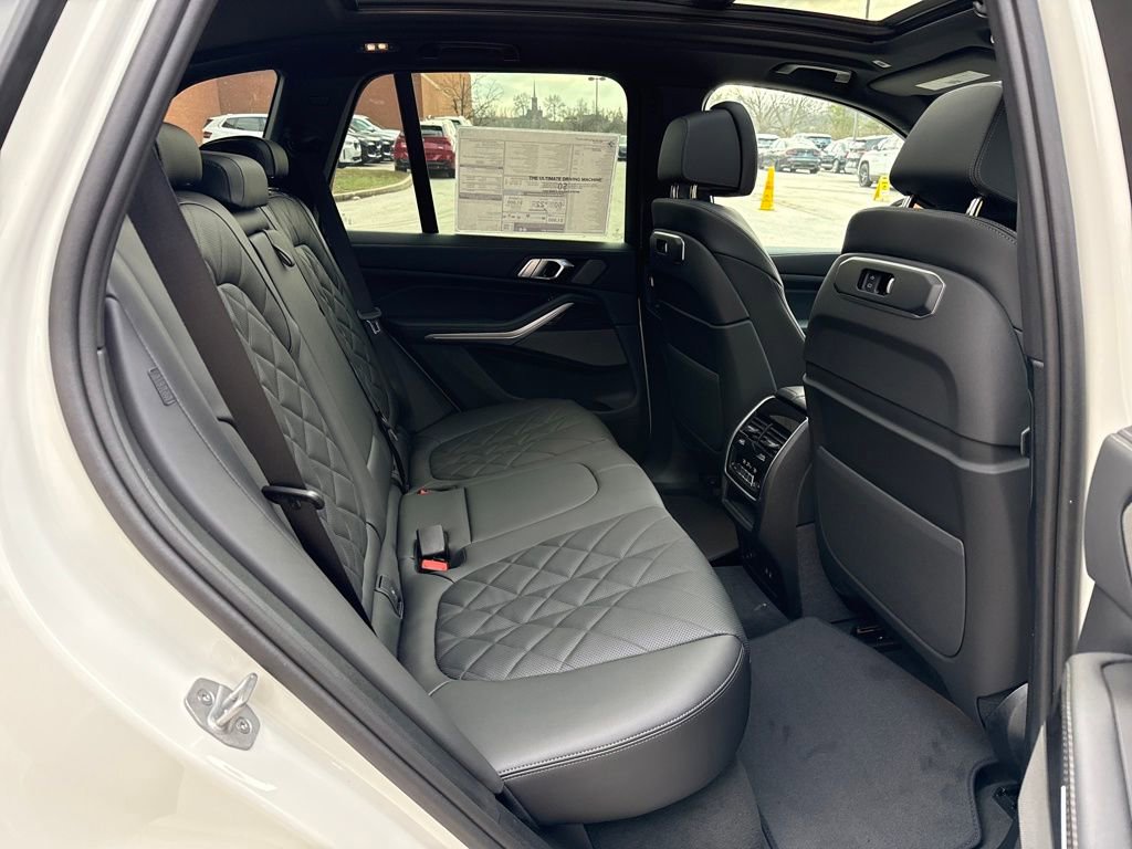New 2026 BMW X5 xDrive50e w/ M Sport Package image 25