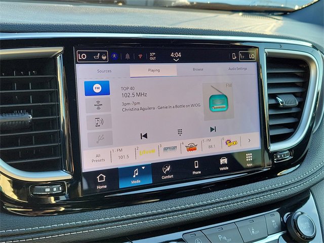 New 2026 Chrysler Pacifica Select image 15