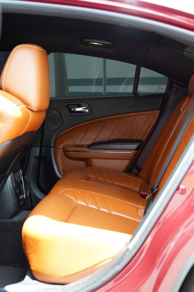 Used 2018 Dodge Charger SRT Hellcat w/ Harman/Kardon Audio Group RWD image 20