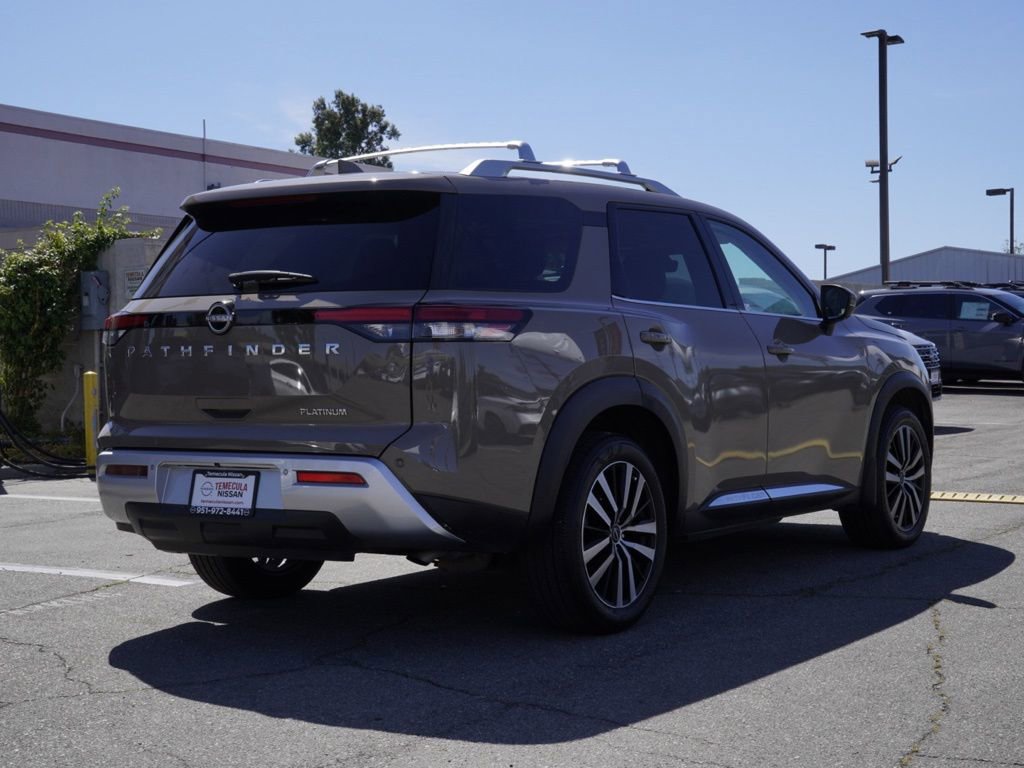 Certified 2023 Nissan Pathfinder Platinum w/ Cargo Package FWD image 4