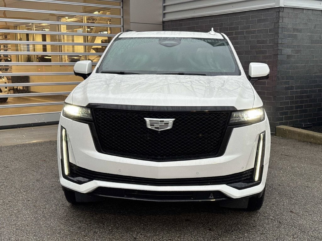 Used 2022 Cadillac Escalade Sport w/ Touring Package AWD/4WD image 2