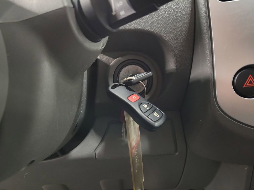 Used 2019 Nissan Frontier SV image 18