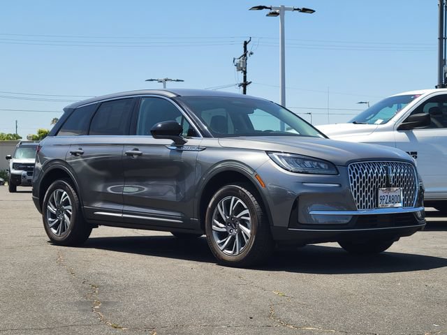 Used 2025 Lincoln Corsair FWD image 31