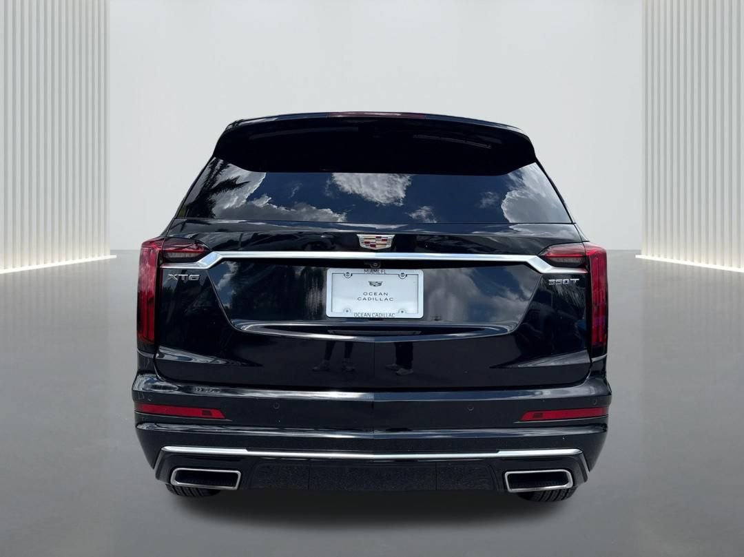 Certified 2024 Cadillac XT6 Luxury FWD image 7