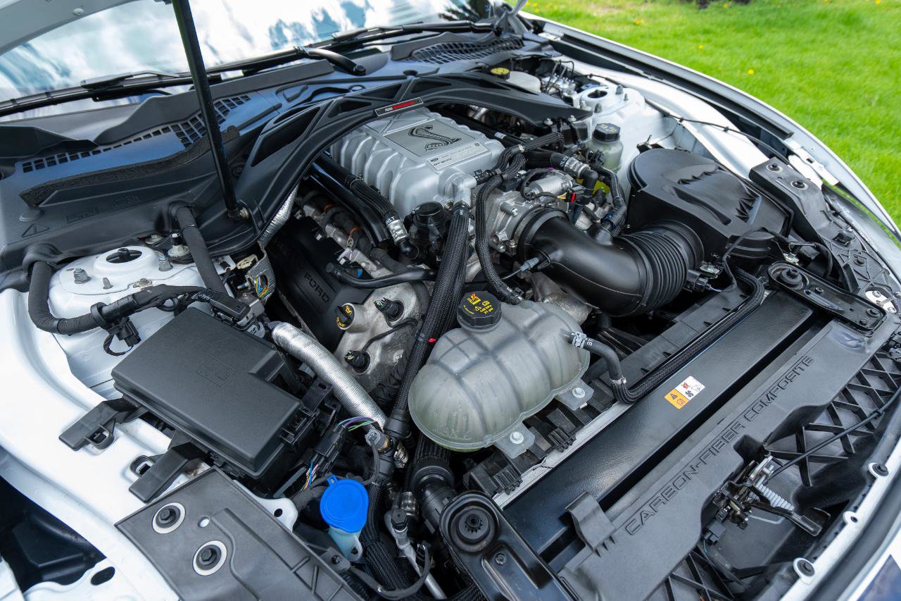 Used 2022 Ford Mustang Shelby GT500 w/ Technology Package RWD image 44