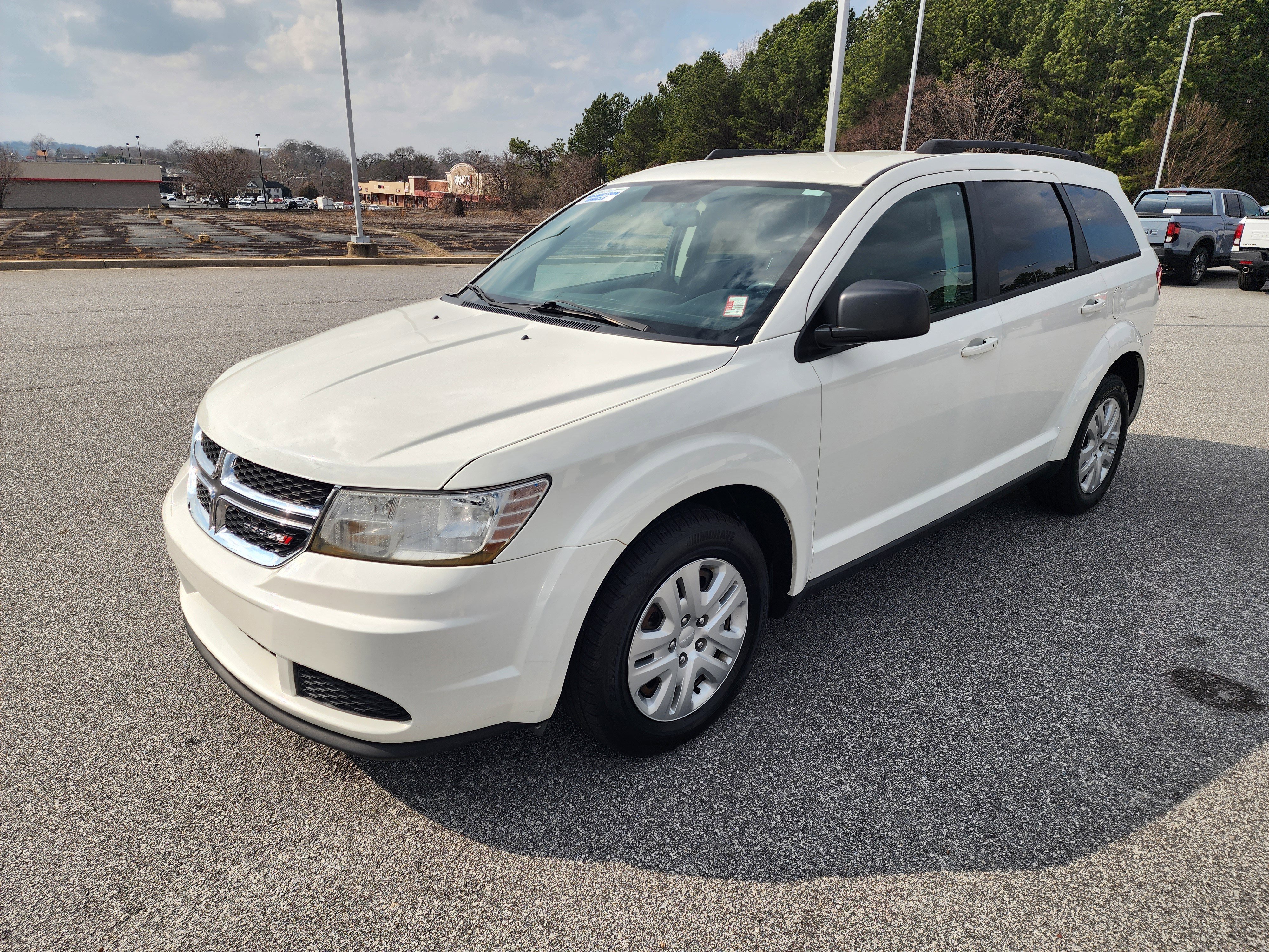 Used 2018 Dodge Journey SE image 9